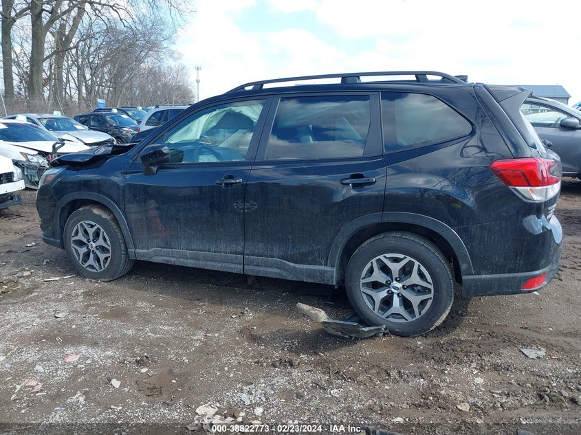 2023 SUBARU FORESTER PREMIUM - JF2SKAEC4PH506309