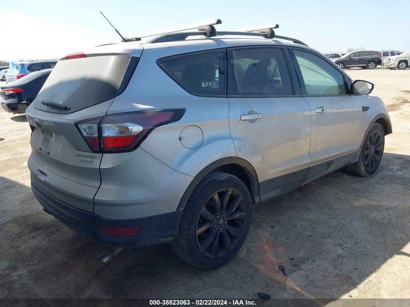 VIN 1FMCU0J95HUE93897 2017 FORD ESCAPE TITANIUM