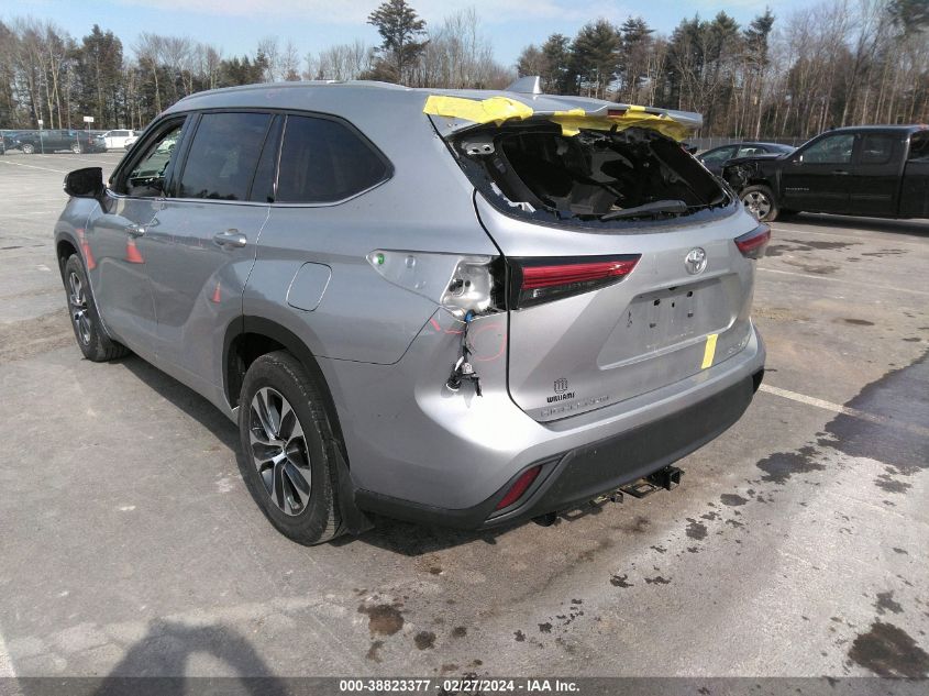 2022 Toyota Highlander Xle VIN: 5TDGZRBH2NS577421 Lot: 38823377