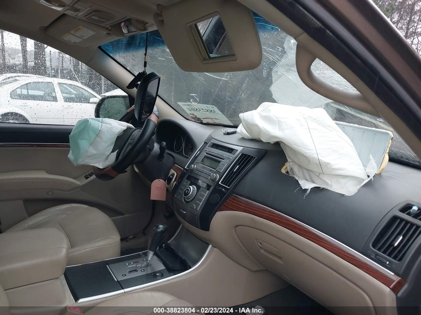 2012 Hyundai Veracruz Limited VIN: KM8NUDCC8CU183826 Lot: 38823804