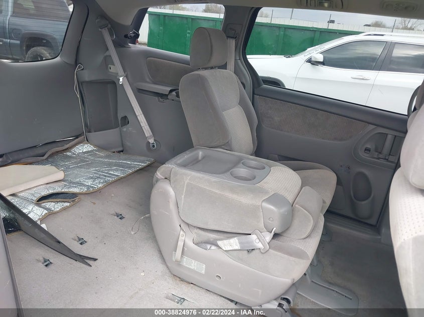 2008 Toyota Sienna Le VIN: 5TDZK23C58S214302 Lot: 38824976