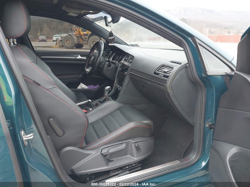 2018 VOLKSWAGEN GOLF GTI 2.0T AUTOBAHN/2.0T S/2.0T SE - 3VW447AUXJM281400