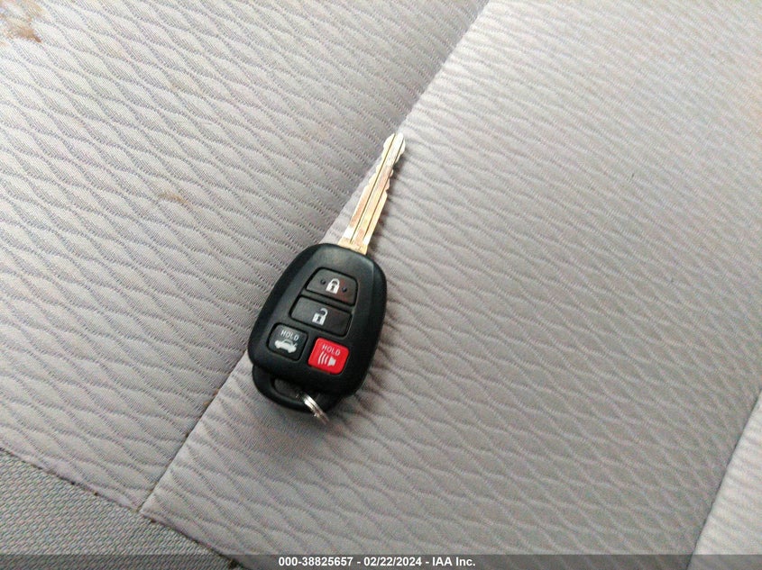 2015 TOYOTA COROLLA LE - 2T1BURHE7FC263053