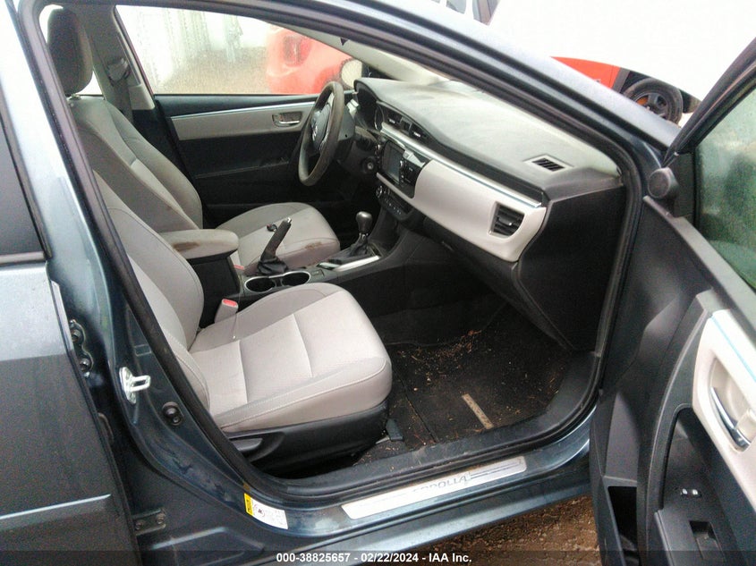 2015 TOYOTA COROLLA LE - 2T1BURHE7FC263053