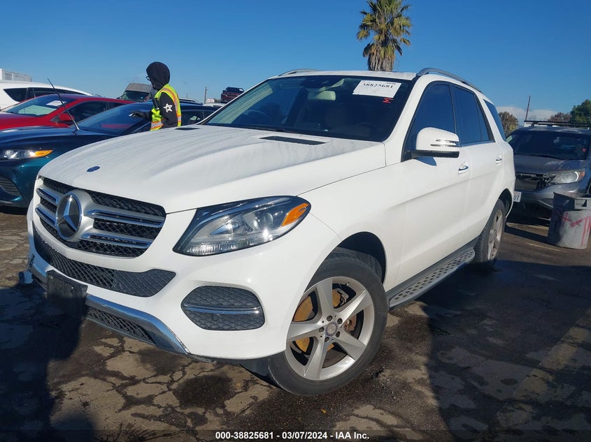 2017 MERCEDES-BENZ GLE 350 - 4JGDA5JB9HA820896