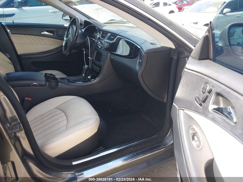 2007 Mercedes-Benz Cls 550 VIN: WDDDJ72XX7A091208 Lot: 38826191