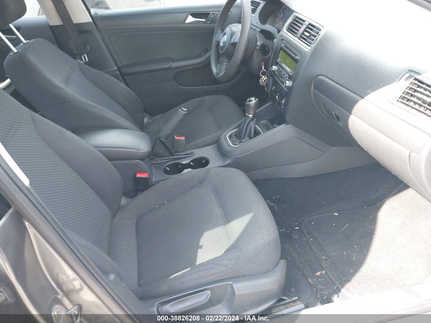 2014 VOLKSWAGEN JETTA 2.0L S - 3VW1K7AJ9EM334267