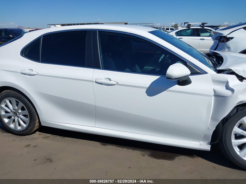 VIN 4T1C11AK7LU992095 2020 TOYOTA CAMRY LE