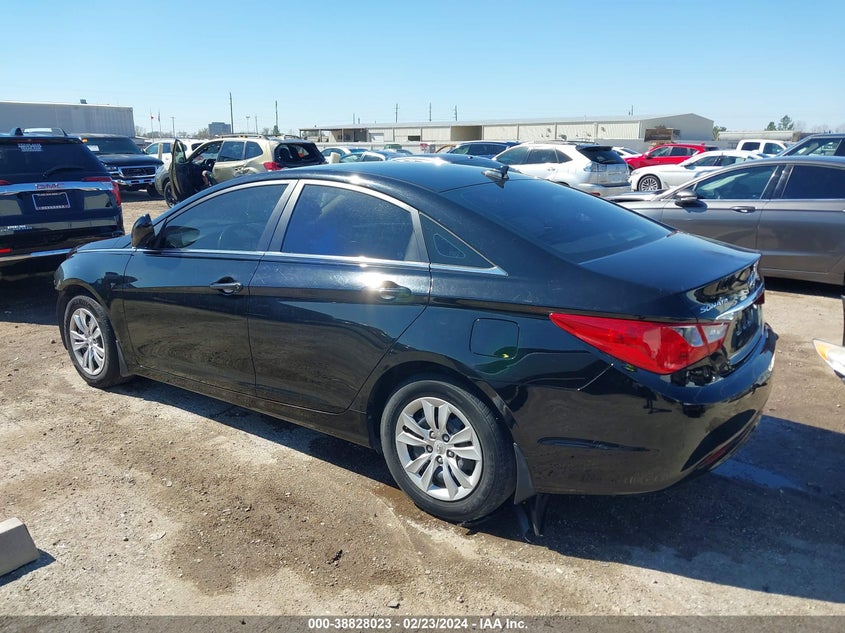 2013 HYUNDAI SONATA GLS - 5NPEB4AC1DH558402