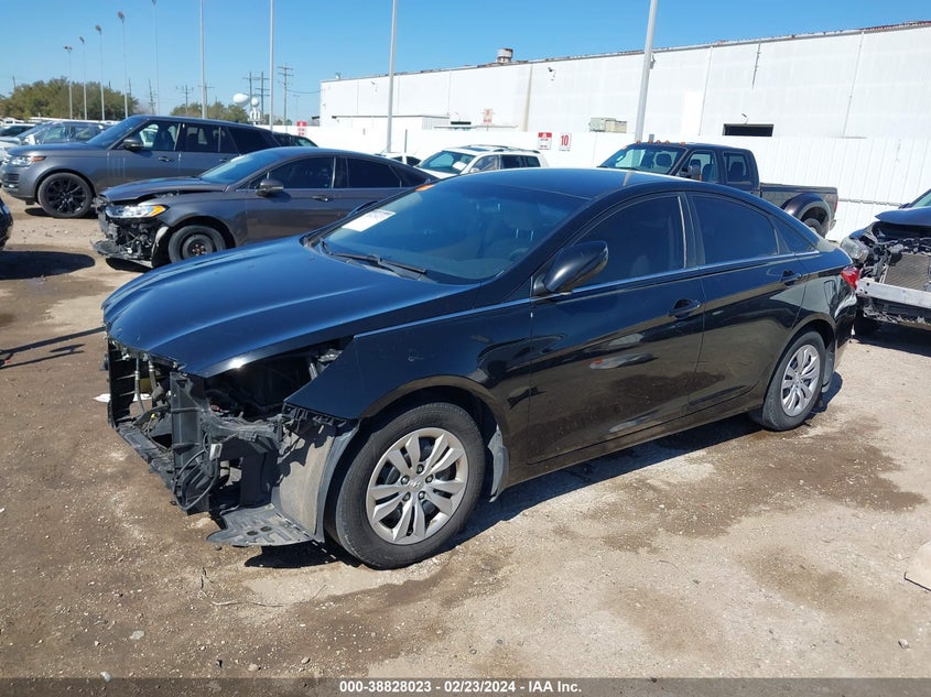 2013 HYUNDAI SONATA GLS - 5NPEB4AC1DH558402