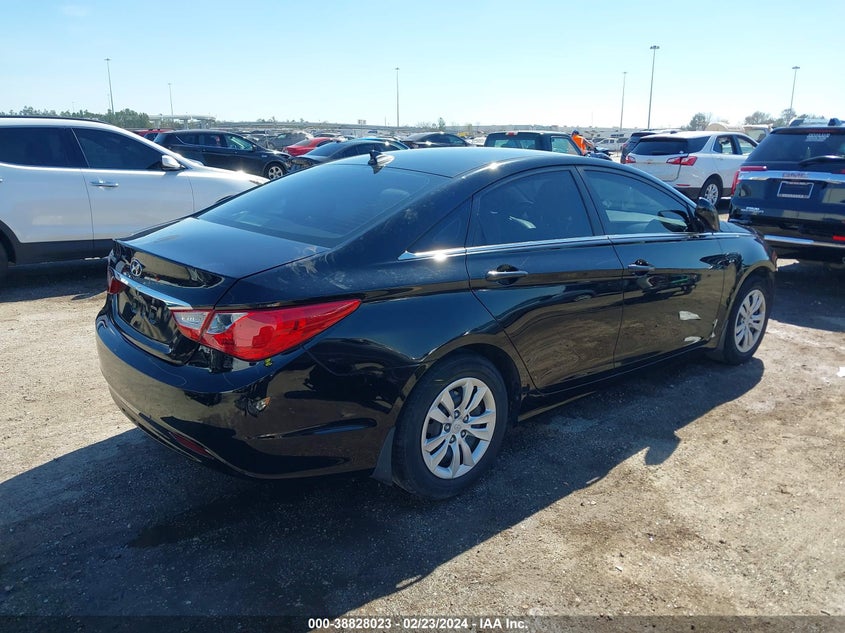 2013 HYUNDAI SONATA GLS - 5NPEB4AC1DH558402