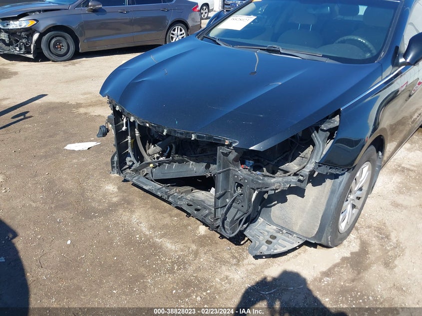 2013 HYUNDAI SONATA GLS - 5NPEB4AC1DH558402