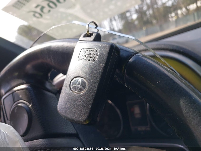 2018 TOYOTA RAV4 HYBRID SE - JTMJJREV3JD234556