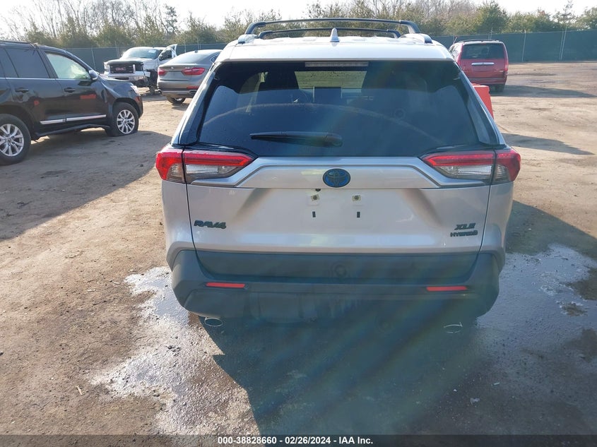 2023 TOYOTA RAV4 XLE HYBRID - JTMRWRFV2PD167637