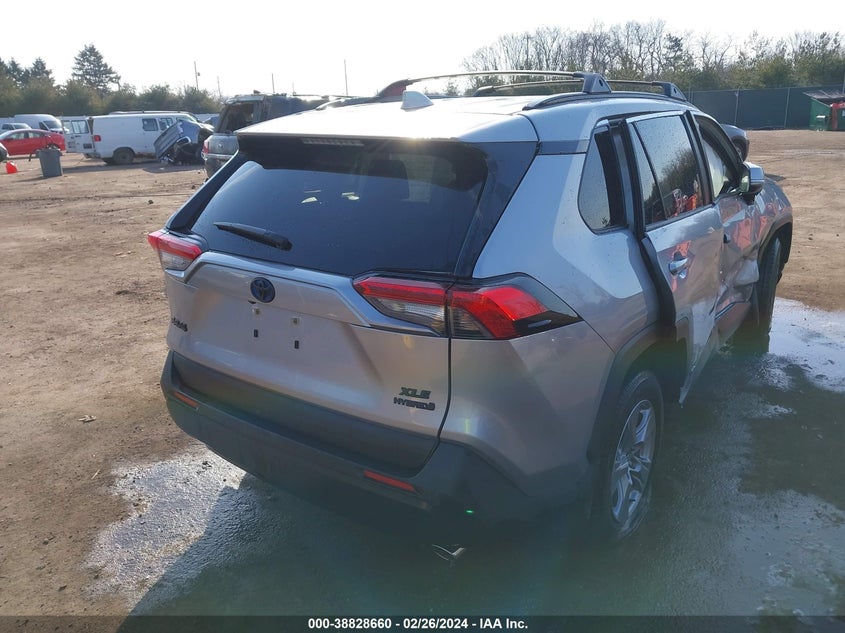 2023 TOYOTA RAV4 XLE HYBRID - JTMRWRFV2PD167637