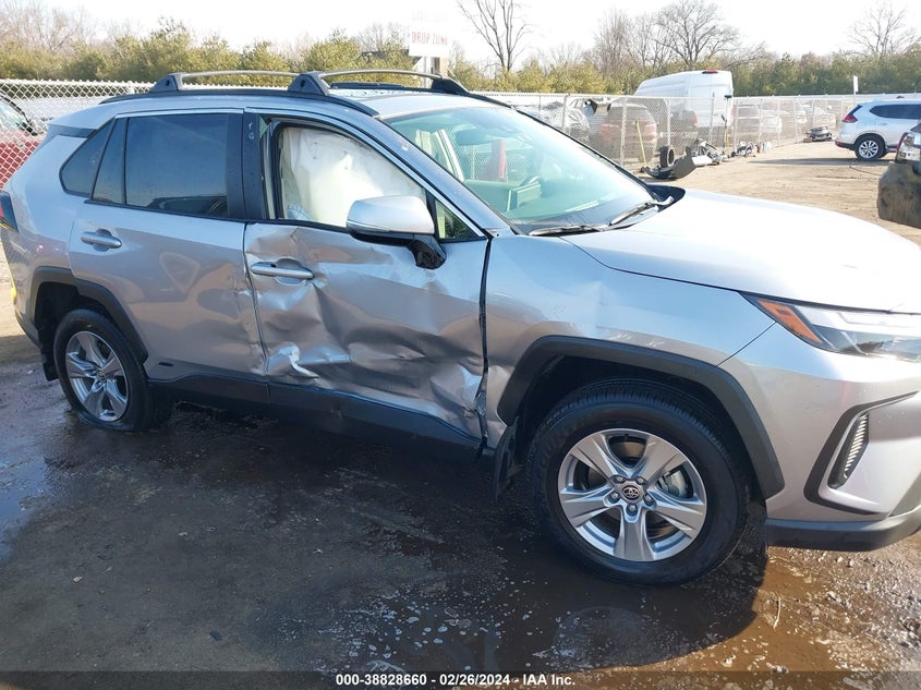 2023 TOYOTA RAV4 XLE HYBRID - JTMRWRFV2PD167637