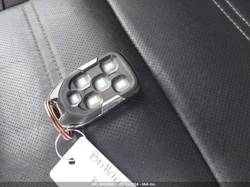 2016 GMC YUKON DENALI - 1GKS2CKJ4GR394221