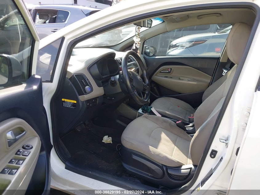 2016 KIA RIO EX/SX - KNADN4A34G6676071