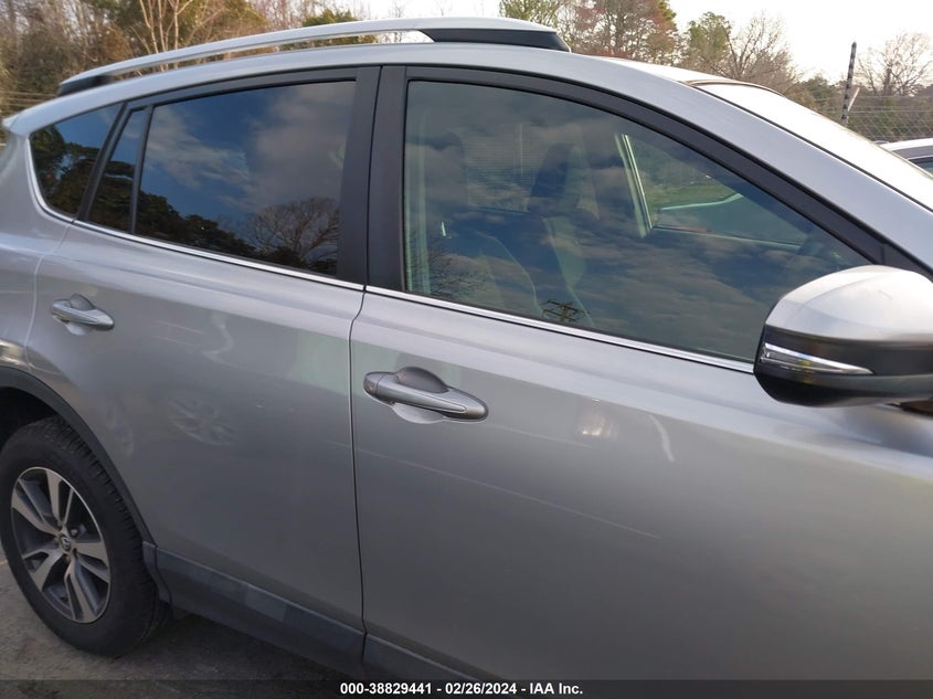 2016 TOYOTA RAV4 XLE - 2T3WFREV6GW272026