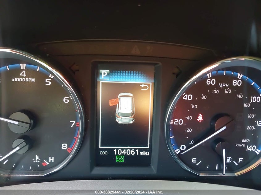 2016 TOYOTA RAV4 XLE - 2T3WFREV6GW272026