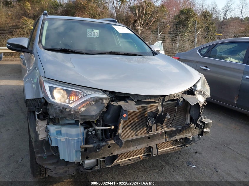 2016 TOYOTA RAV4 XLE - 2T3WFREV6GW272026