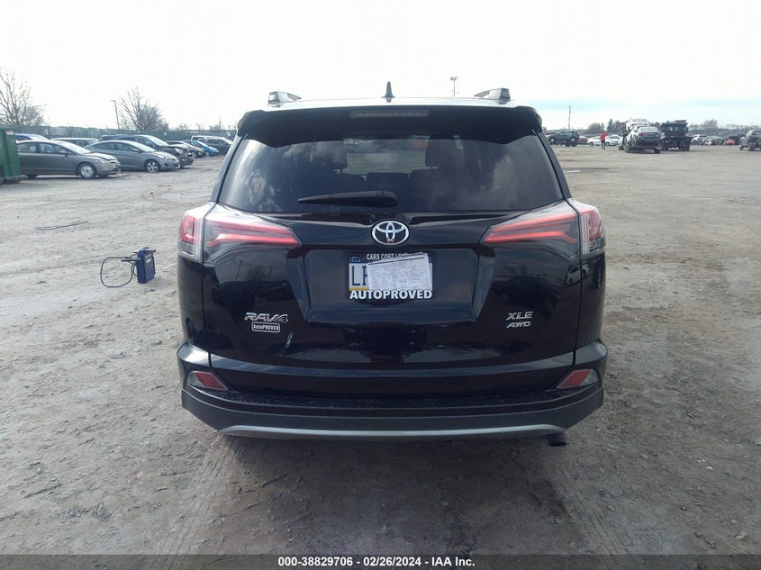 2018 TOYOTA RAV4 ADVENTURE/XLE - 2T3RFREV3JW735955