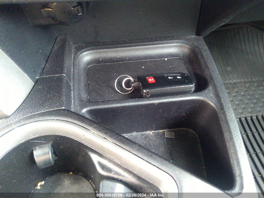 2018 TOYOTA RAV4 ADVENTURE/XLE - 2T3RFREV3JW735955