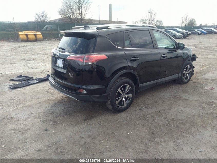 2018 TOYOTA RAV4 ADVENTURE/XLE - 2T3RFREV3JW735955