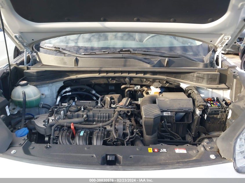 VIN KNDPM3AC8K7619470 2019 KIA SPORTAGE LX