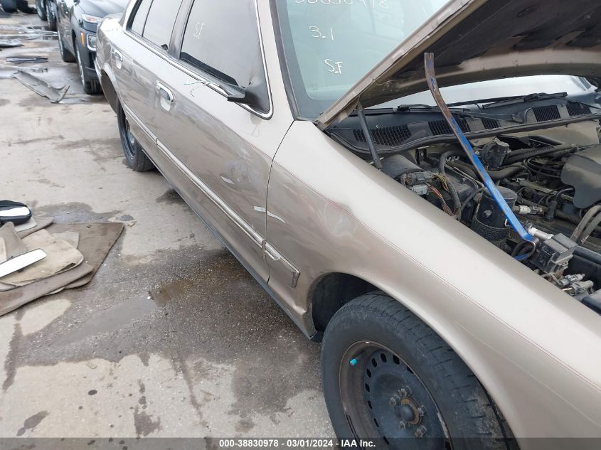 2001 Mercury Grand Marquis Gs VIN: 2MEFM74W41X642633 Lot: 38830978