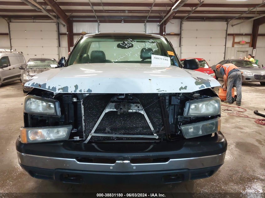 2004 Chevrolet Silverado 1500 Work Truck VIN: 1GCEC14X04Z332869 Lot: 38831180