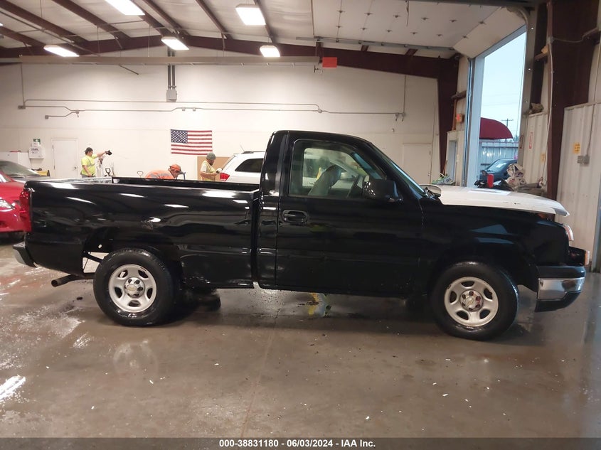 2004 Chevrolet Silverado 1500 Work Truck VIN: 1GCEC14X04Z332869 Lot: 38831180