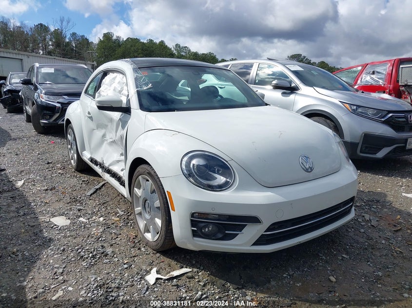 2019 VOLKSWAGEN BEETLE SE - 3VWJD7AT7KM719804