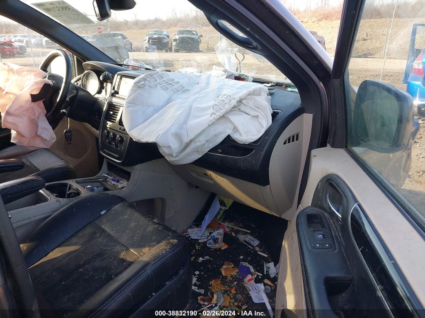 2019 DODGE GRAND CARAVAN SXT - 2C4RDGCG7KR800378