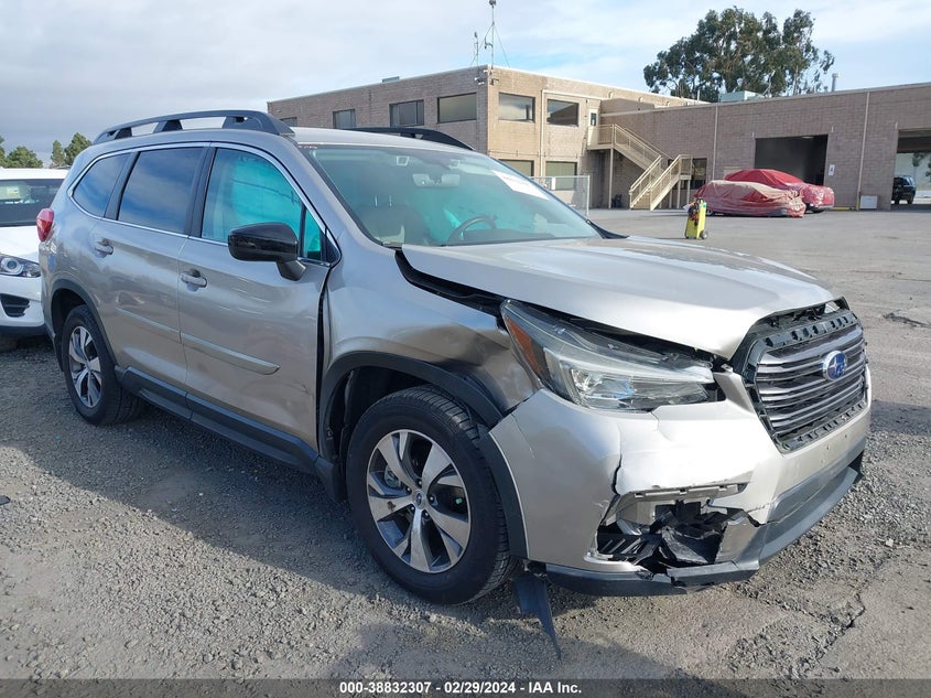 2019 Subaru Ascent Premium VIN: 4S4WMACD1K3480677 Lot: 38832307