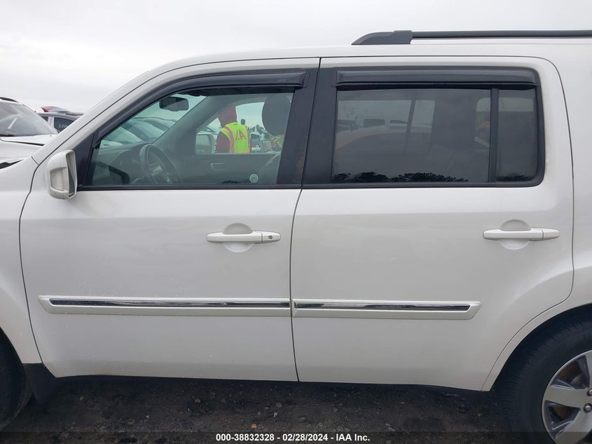 2013 HONDA PILOT TOURING - 5FNYF4H95DB069897