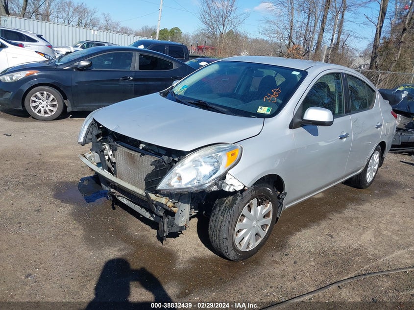 2014 NISSAN VERSA 1.6 SV - 3N1CN7AP1EL806753