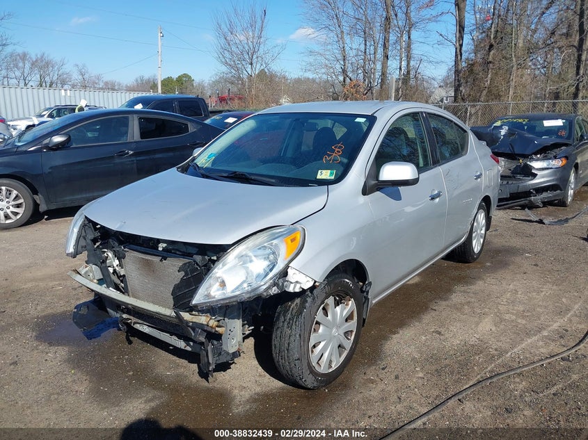 2014 NISSAN VERSA 1.6 SV - 3N1CN7AP1EL806753