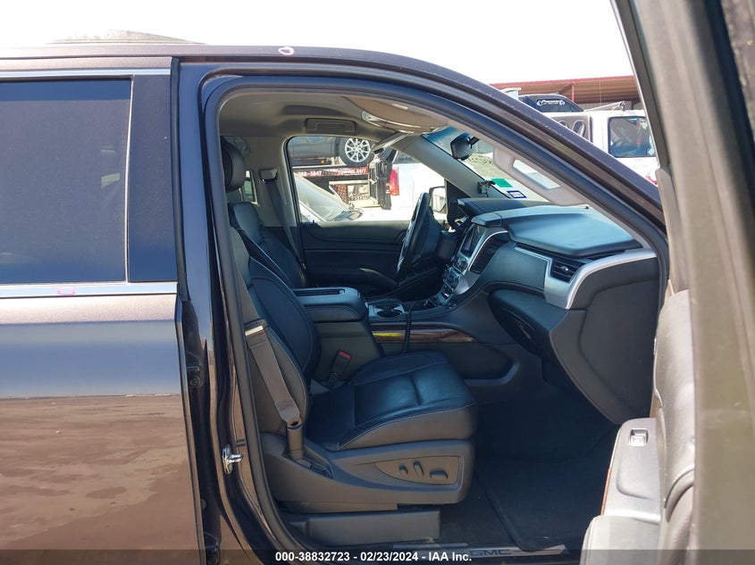 2015 GMC YUKON SLT - 1GKS1BKCXFR620288