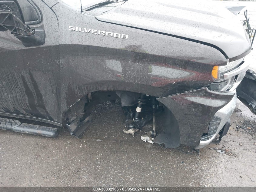 2019 CHEVROLET SILVERADO 1500 LT - 1GCUYDED6KZ182573