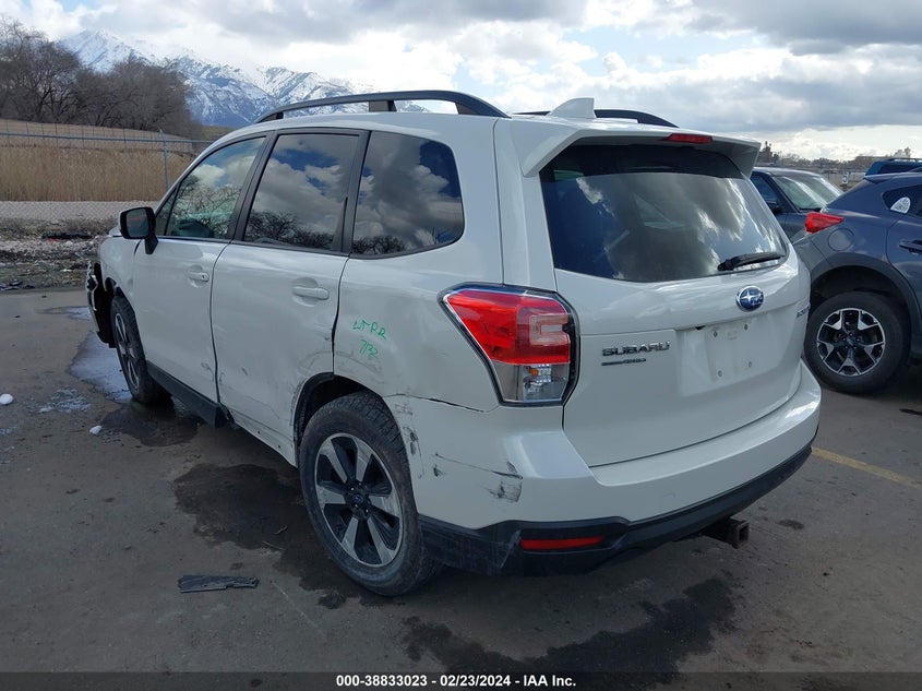 2018 SUBARU FORESTER 2.5I PREMIUM - JF2SJAEC9JH441838