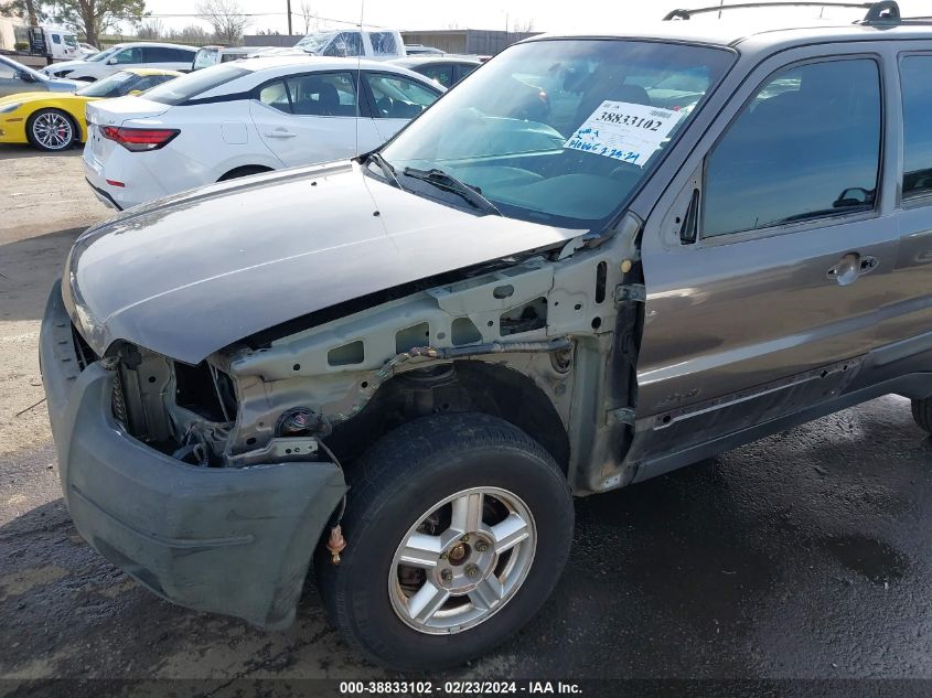 2002 Ford Escape Xls Choice VIN: 1FMCU01142KC38803 Lot: 38833102