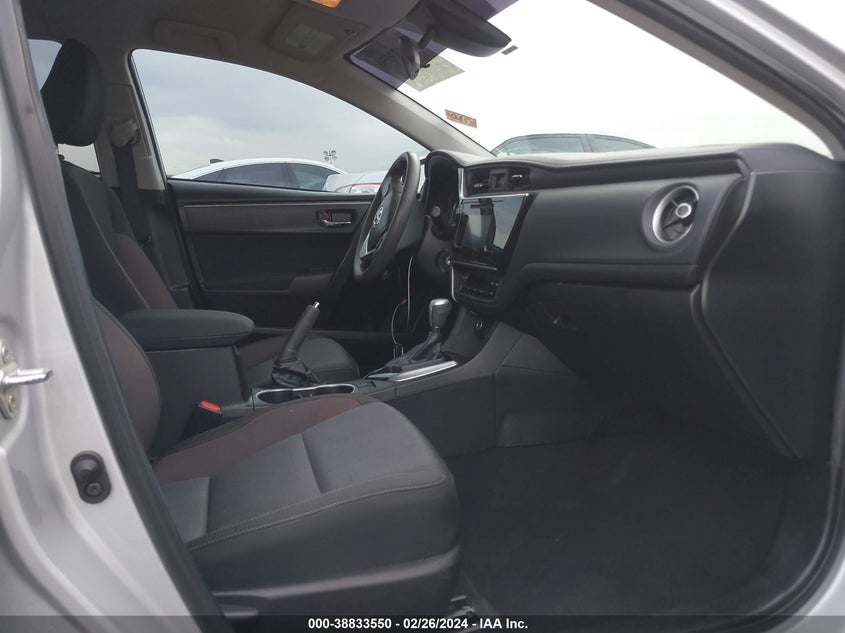 2018 TOYOTA COROLLA LE - 5YFBURHE1JP803151