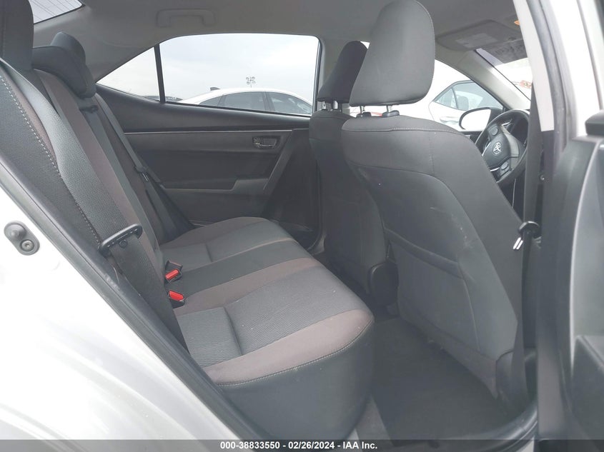 2018 TOYOTA COROLLA LE - 5YFBURHE1JP803151