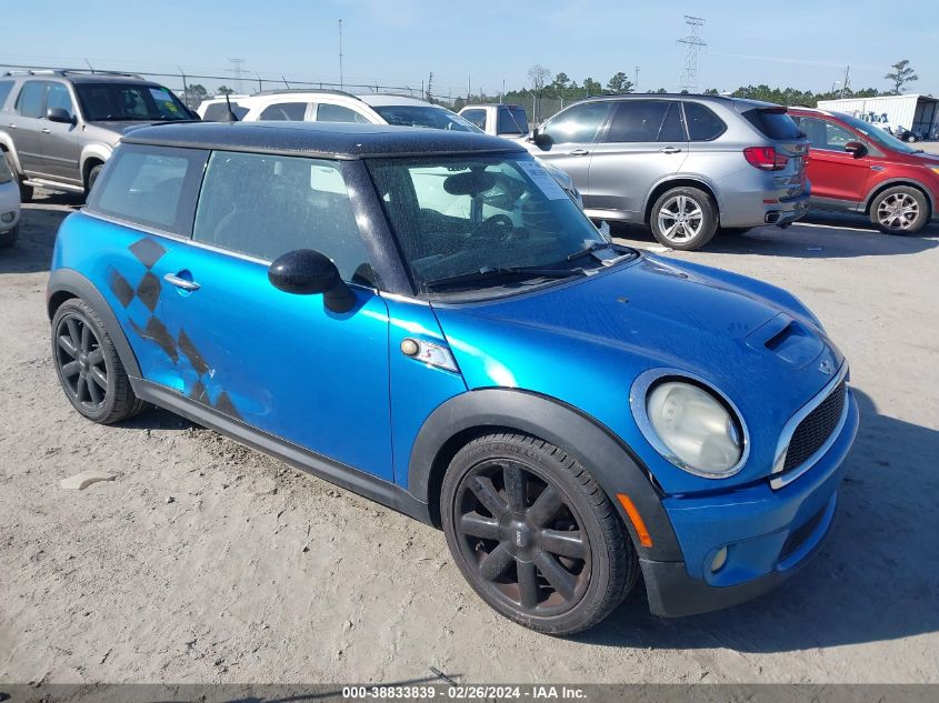 2010 Mini Cooper S VIN: WMWMF7C56ATX42514 Lot: 39554881