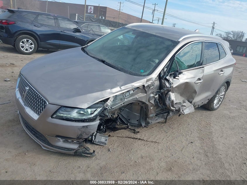 2019 LINCOLN MKC STANDARD - 5LMCJ1D93KUL38828