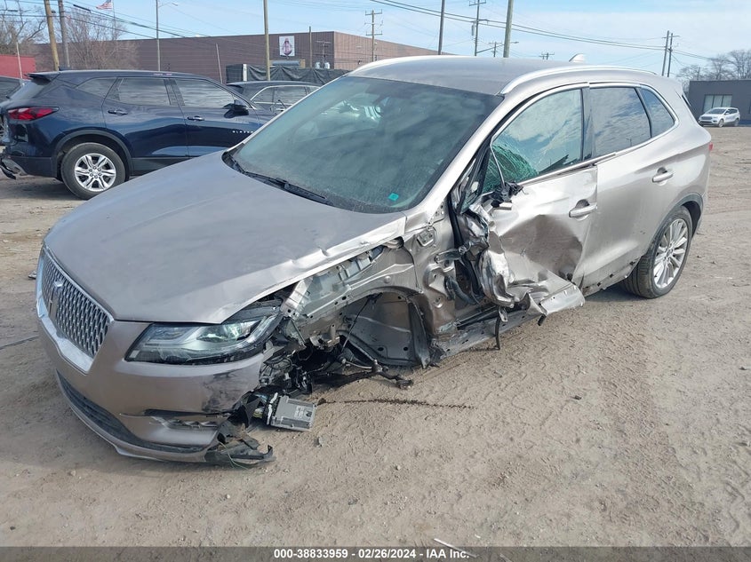 2019 LINCOLN MKC STANDARD - 5LMCJ1D93KUL38828