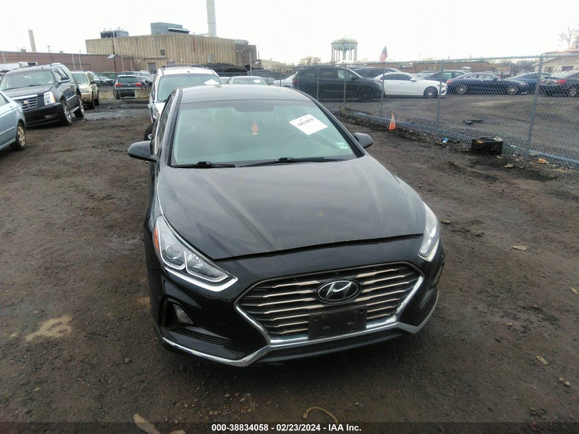 VIN 5NPE24AFXKH808940 2019 HYUNDAI SONATA SE