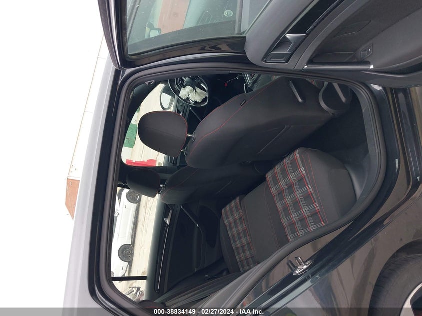 2016 VOLKSWAGEN GOLF GTI S 4-DOOR - 3VW4T7AU2GM063298