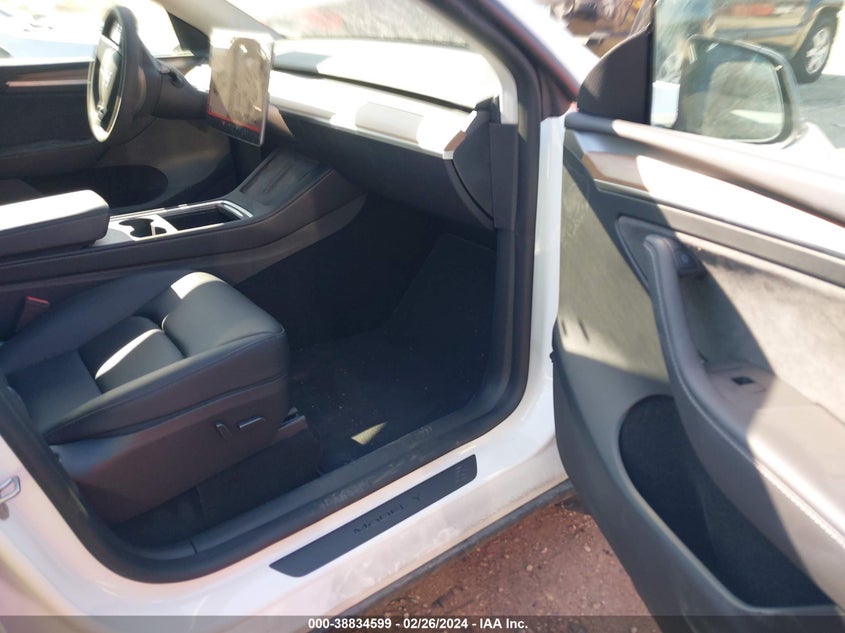 VIN 7SAYGDEE3PF791889 2023 TESLA MODEL Y